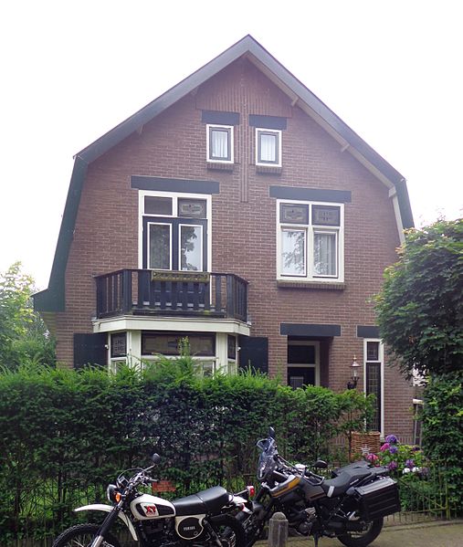 File:Amerongen Burg. Jhr. H. van den Boschstraat 34.jpg