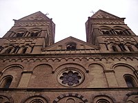 Maria Himmelfahrt (Andernach), 1189–1220, Achtpass in der Westfassade
