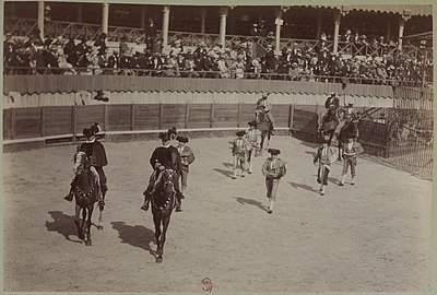 Le paseo ouvert par les alguaziles