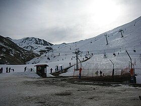 Vue aérienne de la station.