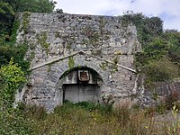 Ballykeefe Quarry ruin.jpg