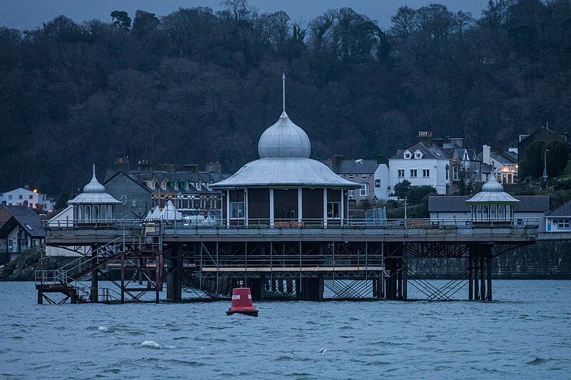 File:Bangor Pier, Viewed from The Gazelle - geograph.org.uk - 5638856.jpg