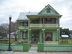 Bartow Brown LB house01.jpg