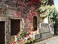 Français : Maison ancienne, village de Bouteville, Charente, France