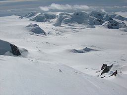 Bowles Ridge sedd från Ongal Peak.