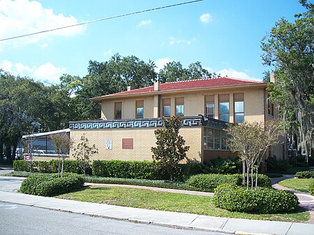 Bradenton FL Carnegie Library01