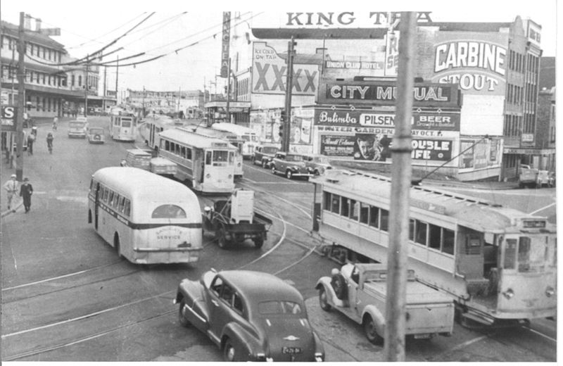 File:BrisbaneQueenStreet1947.jpg