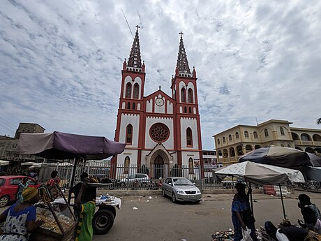 Sacred Heart Cathedral, Lomé Photographer: Alfrednadjere