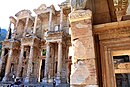 Celsus library in ephesus.jpg