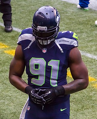 <span class="mw-page-title-main">Chris Clemons (defensive end)</span> American football player (born 1981)