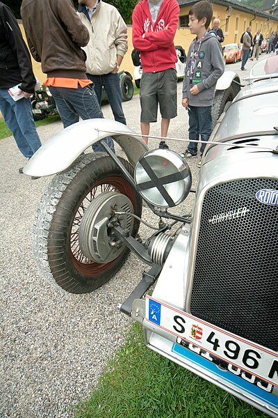 File:Chrysler Imperial Speedster at Gaisbergrennen 2011 05.jpg