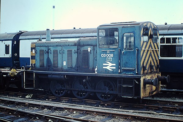 03008 at Cambridge station in October 1975