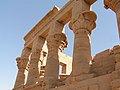 Columnas exipcias no Templo de Philae.