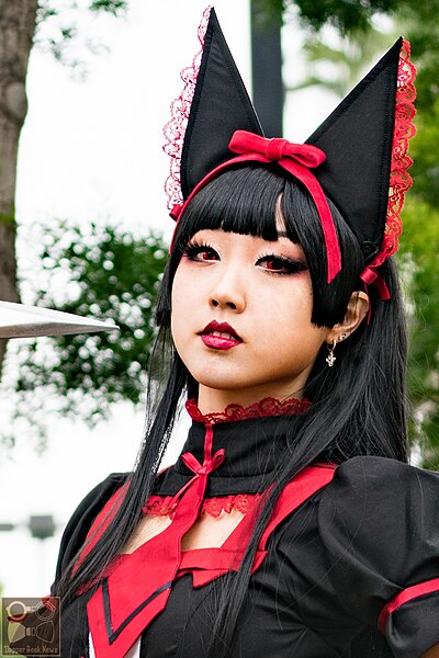 File:Cosplay of Rory Mercury from Gate - Thus the JSDF Fought There! at Anime Los Angeles 2016, Day 2 (24153214983).jpg