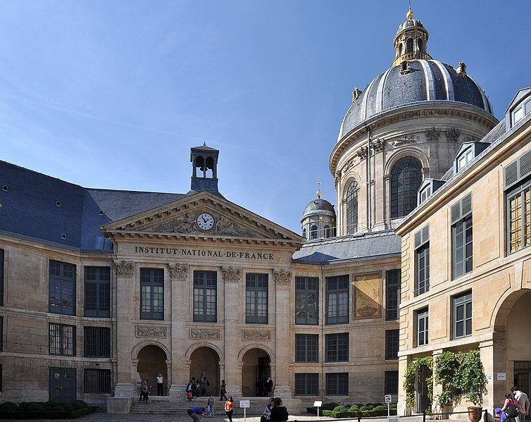 File:Courtyard of Institut de France 013.JPG