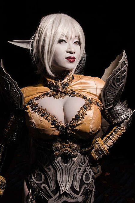 DragonCon 2012 cosplay - Yaya Han.jpg