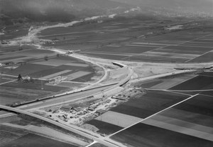 Autobahn Und Autostrasse: Abgrenzung von Nationalstrassen, Definition, Signalisation und Nummerierung, Geschichte