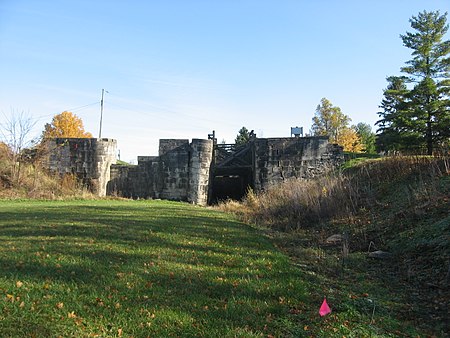 First lock at Lockington from below.jpg