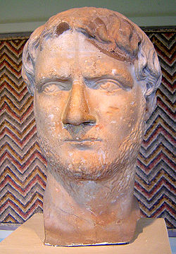 Gallienus bust.jpg