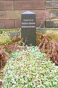 Grabstein Familien Mathieu Molitor und Wolfgang Haarhaus