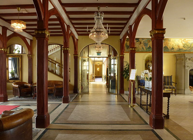 File:Grand Hotel Saltsjöbaden interior 2013c.jpg