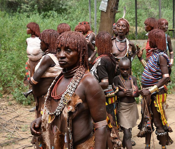 File:Hamer women attending a bull jumping ceremony (10) (28932290670).jpg