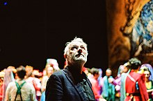 Herbert Fritsch bei den Endproben von Carmen an der Staatsoper Hamburg 2022, Copyright Charlie Casanova