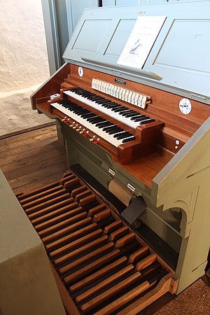 Heuchelheim - alte Martinskirche - Orgel - Spieltisch 01.jpg