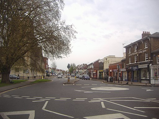 High Street Epping (geograph 2927347)