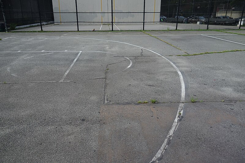 File:Hoover-Manton Playgrounds td (2019-08-01) 37 - Basketball Courts.jpg
