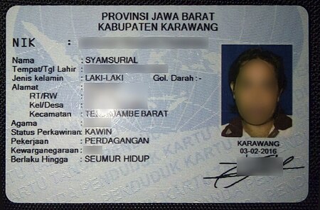 Fail:Indonesian identity card.jpg