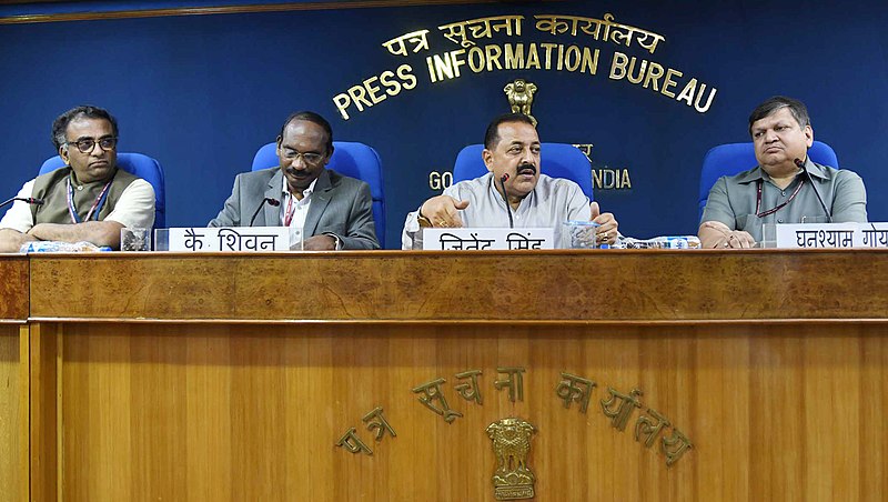 File:Jitendra Singh addressing a press conference on issues related to Department of Space, in New Delhi (1).JPG