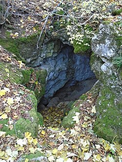 A Kápolna-barlang bejárata
