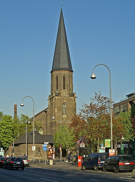 File:Köln-Kalk St Marien und Kapelle.JPG