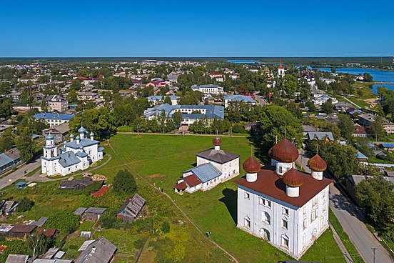 Каргополь архангельская область. Соборная площадь Каргополь. Красноармейская площадь Каргополь. Каргополь панорама. Каргополь вид города.