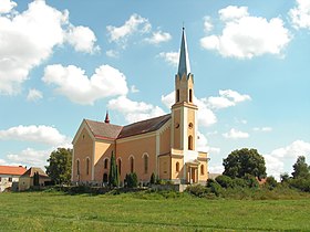 Kostel Narození svatého Jana Křtitele ve Zbýšově.jpg