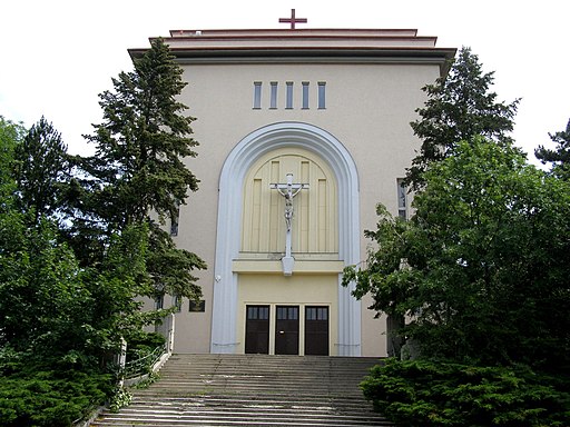Kostol Panny Marie Sneznej01