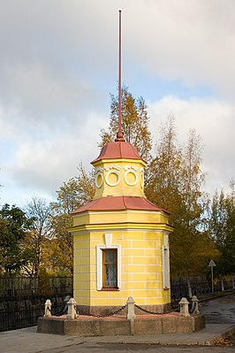 De bouw van de getijmeter van de Kronstadt footstock