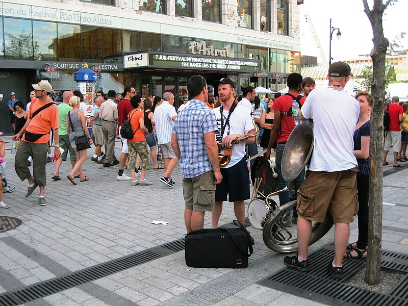 File:Lagniappe Brass Band - Montreal 2012-07-07 - 09.JPG