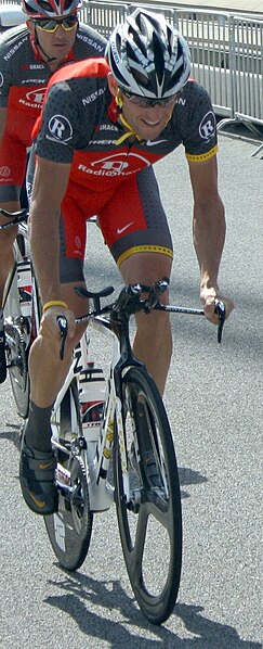 File:Lance Armstrong Tour 2010 prologue training 2.jpg