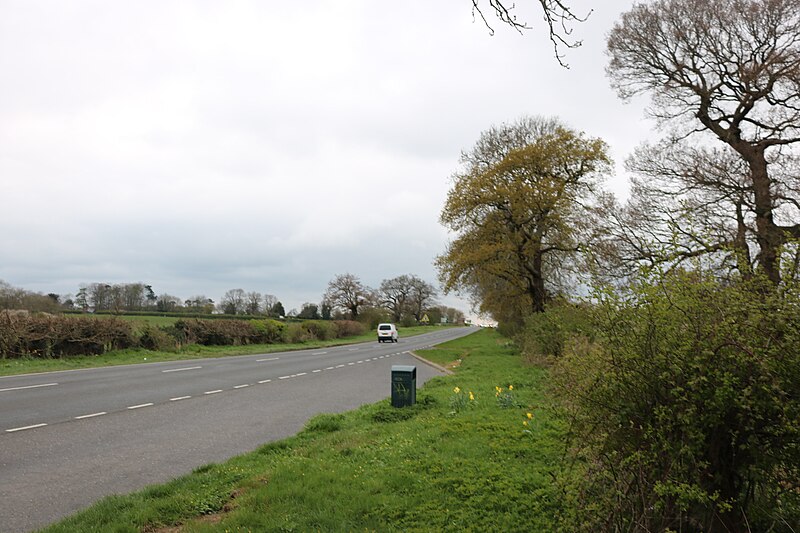 File:Layby on Viking Way, Whitwell - geograph.org.uk - 6115534.jpg
