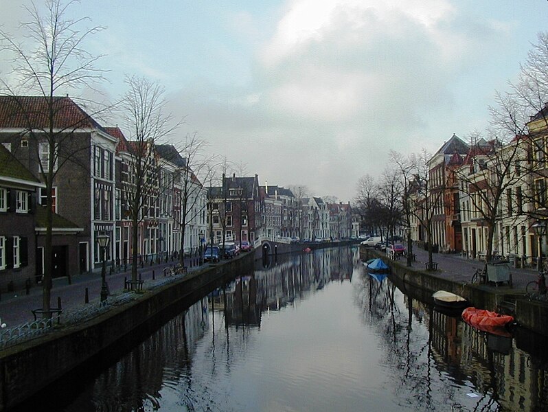 File:Leiden 1998 (7140174197).jpg