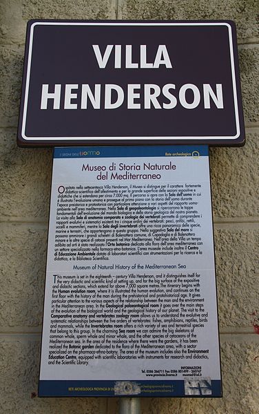 File:Livorno Villa Henderson sign 01.JPG