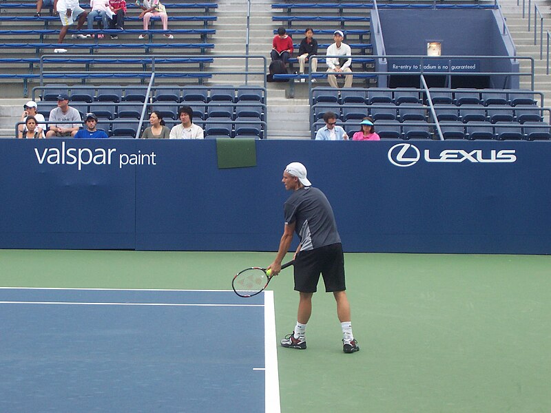 File:Lleyton Hewitt 2.jpg