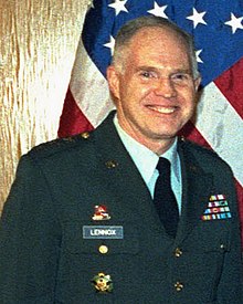 Generálporučík William J. Lennox, Jr.jpg