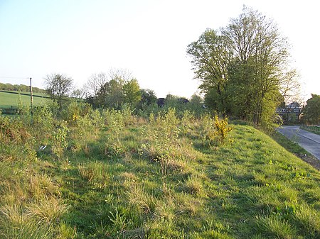 Lugton High railway station