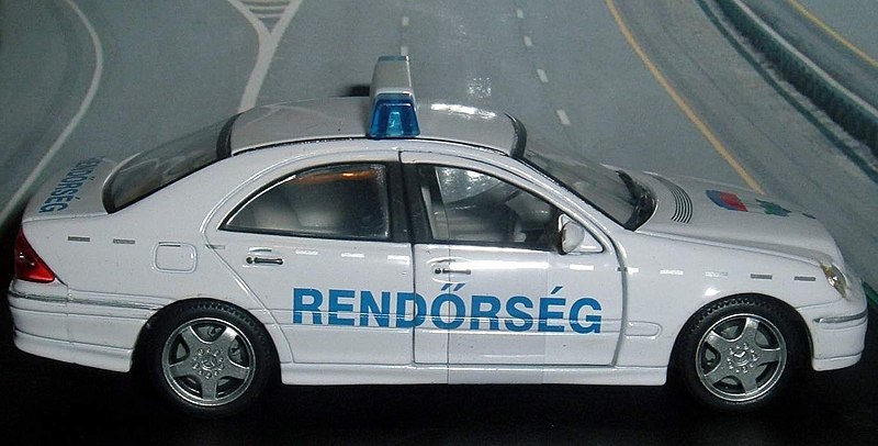 File:M073 Mercedes C-class - Hungary National Police RENDORSEG (2237561404).jpg