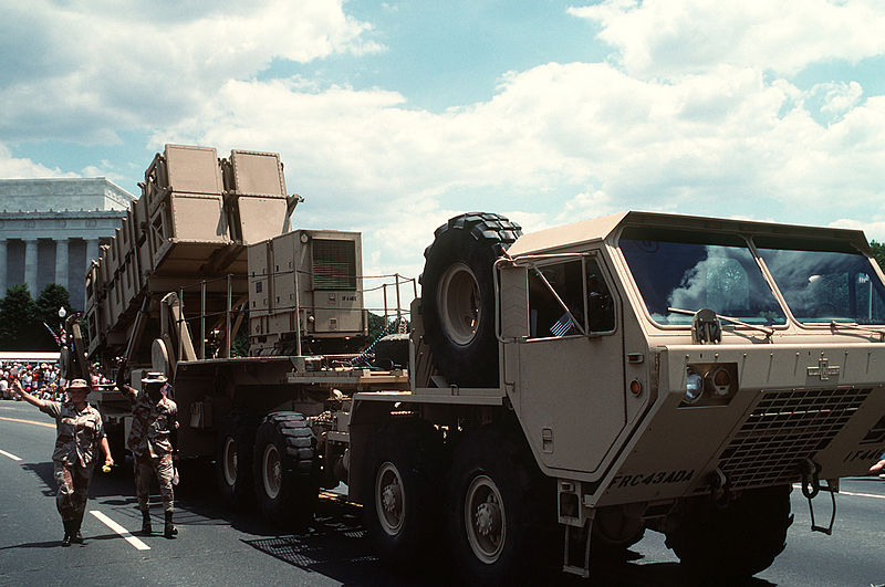 File:MIM-104 Patriot during the National Victory Celebration parade honoring the coalition forces of Desert Storm.JPEG