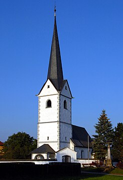 Magdalensberg Sankt Lorenzen Filialkirche hl. Laurentius SW-Ansicht 29092006 3715.jpg