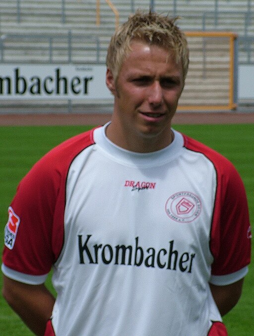 Marco Stark im Trikot der Sportfreunde Siegen